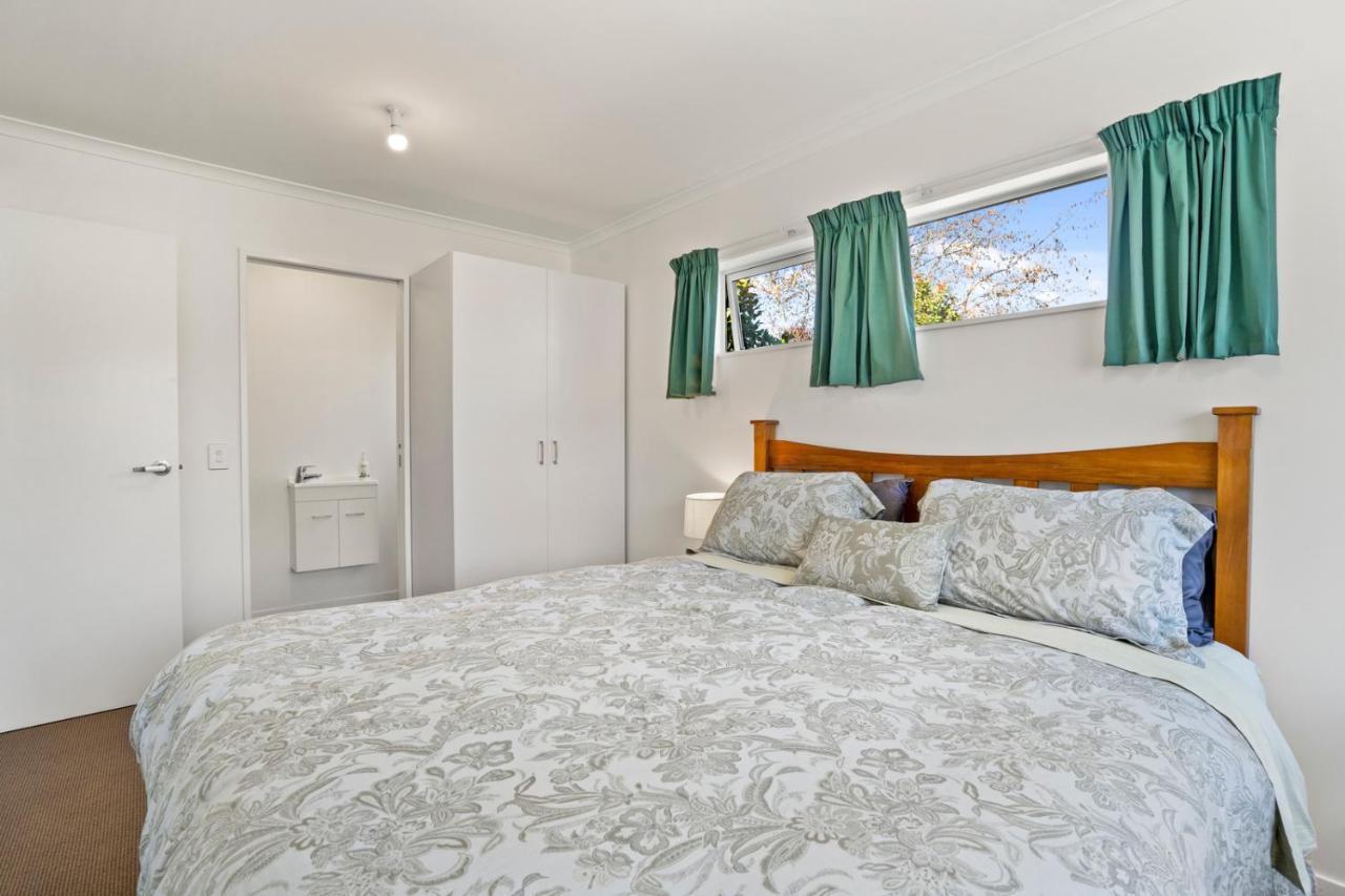 Karori Kabin - Karori Holiday Home เวลลิงตัน ภายนอก รูปภาพ